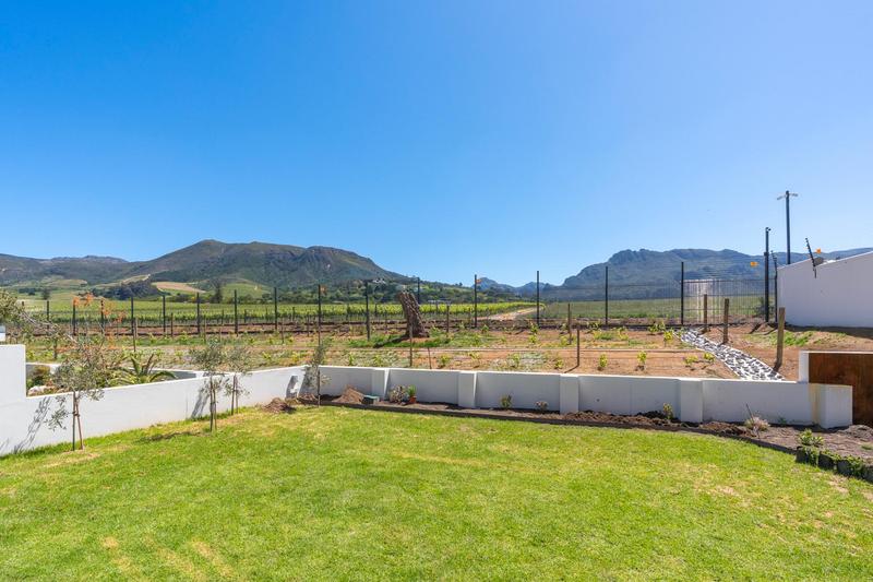 To Let 2 Bedroom Property for Rent in Constantia Western Cape
